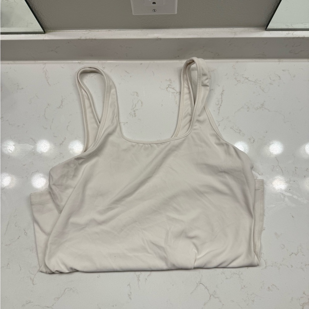 Everyday Scoop Neck Tank Top - Cream